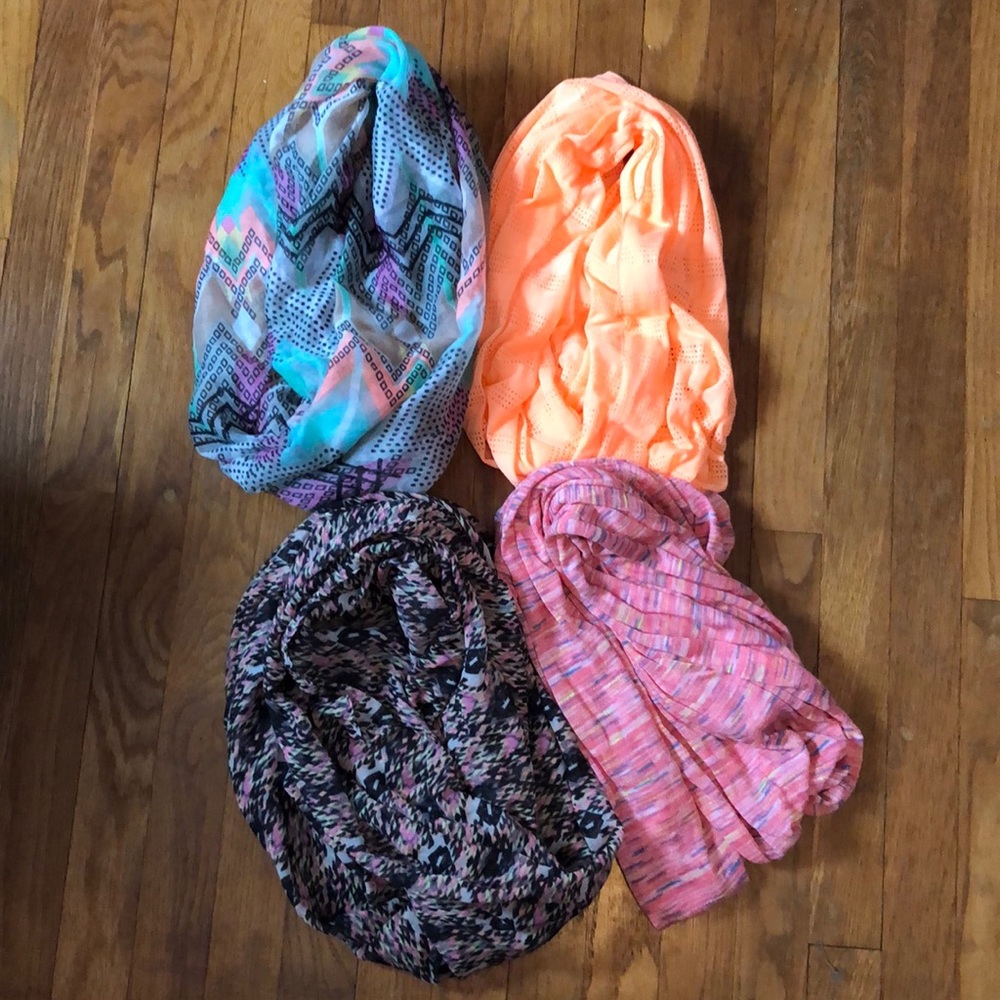 Scarf Bundle - Picture 1 of 1